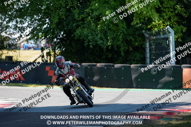 cadwell park;cadwell park photographs;cadwell trackday photographs;enduro digital images;event digital images;eventdigitalimages;peter wileman photography;racing digital images;trackday digital images;trackday photos